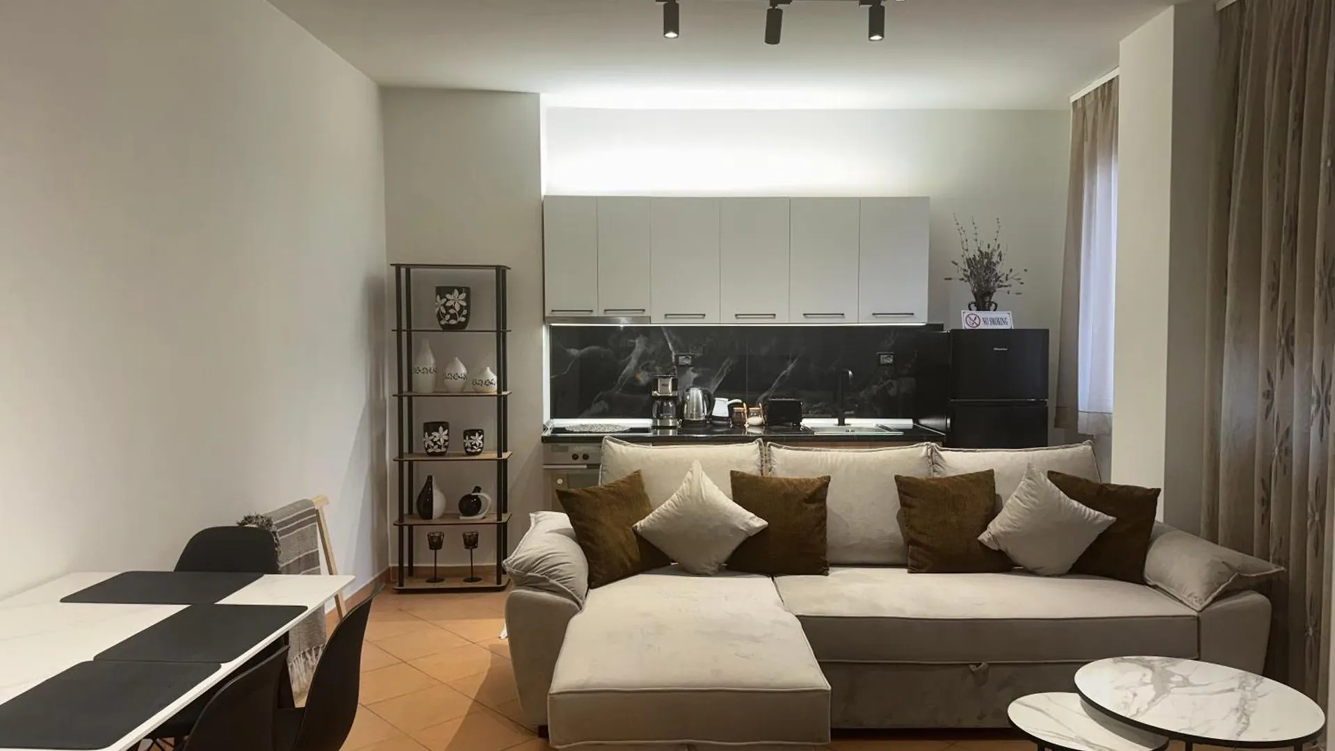 Am Apartment Tirana